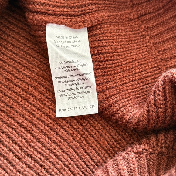 Danielle Bernstein NWT Brown Oversized Sweater Sz S/M Cabincore fisherman Fall - Picture 7 of 8